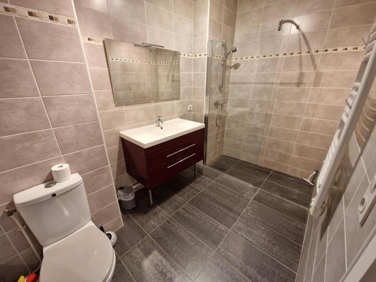 Confort 2 Pieces Pour 4 Pers, Chatelaillon-Plage, Parking - Fr-1-706-4 Exterior foto